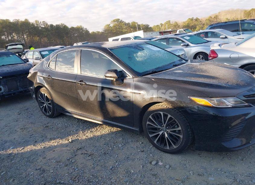 Photo 13 of 2019 Toyota Camry SE (VIN 4T1B11HK7KU213052)