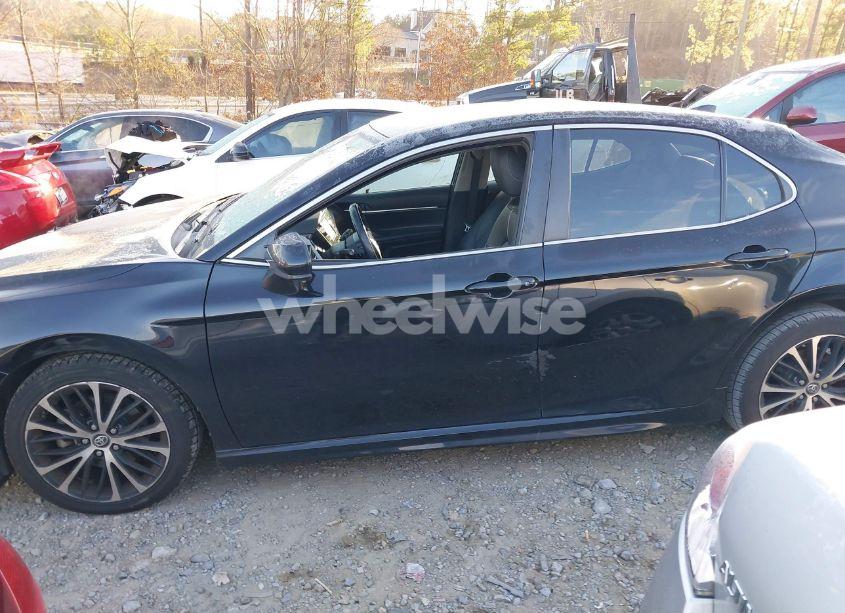 Photo 14 of 2019 Toyota Camry SE (VIN 4T1B11HK7KU213052)