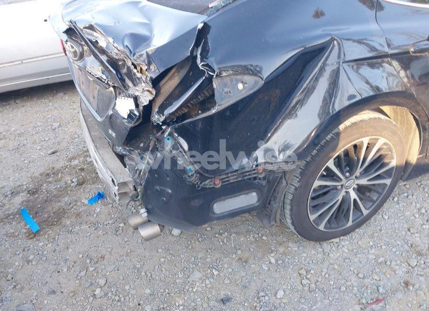 Photo 6 of 2019 Toyota Camry SE (VIN 4T1B11HK7KU213052)