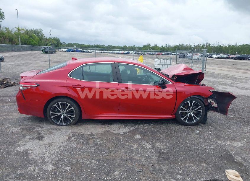 Photo 14 of 2019 Toyota Camry SE (VIN 4T1B11HK7KU257715)