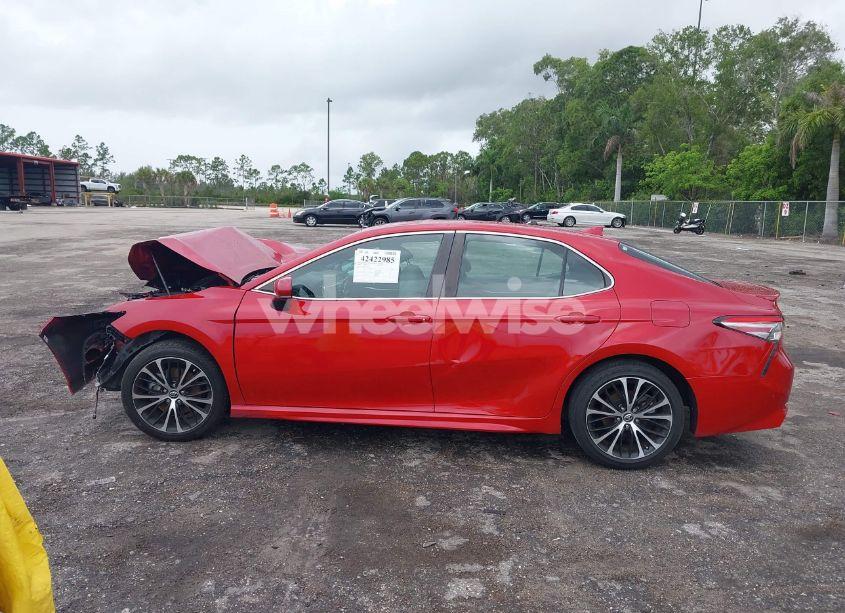 Photo 15 of 2019 Toyota Camry SE (VIN 4T1B11HK7KU257715)