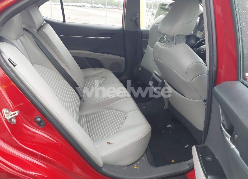 Photo 8 of 2019 Toyota Camry SE (VIN 4T1B11HK7KU257715)