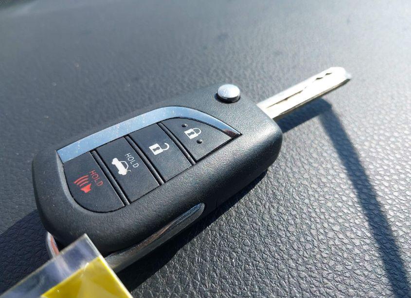 Photo 11 of 2019 Toyota Camry LE (VIN 4T1B11HK7KU266785)