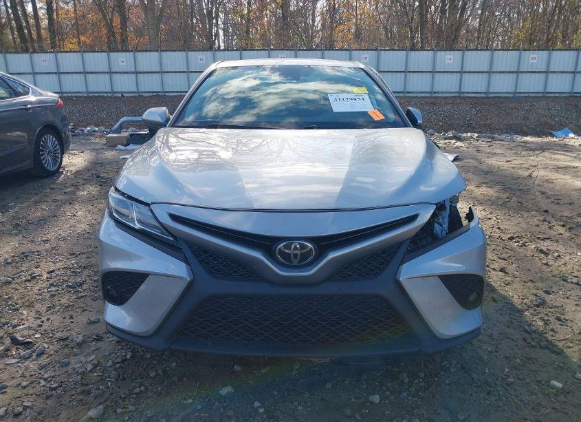 Photo 13 of 2019 Toyota Camry SE (VIN 4T1B11HK7KU299950)