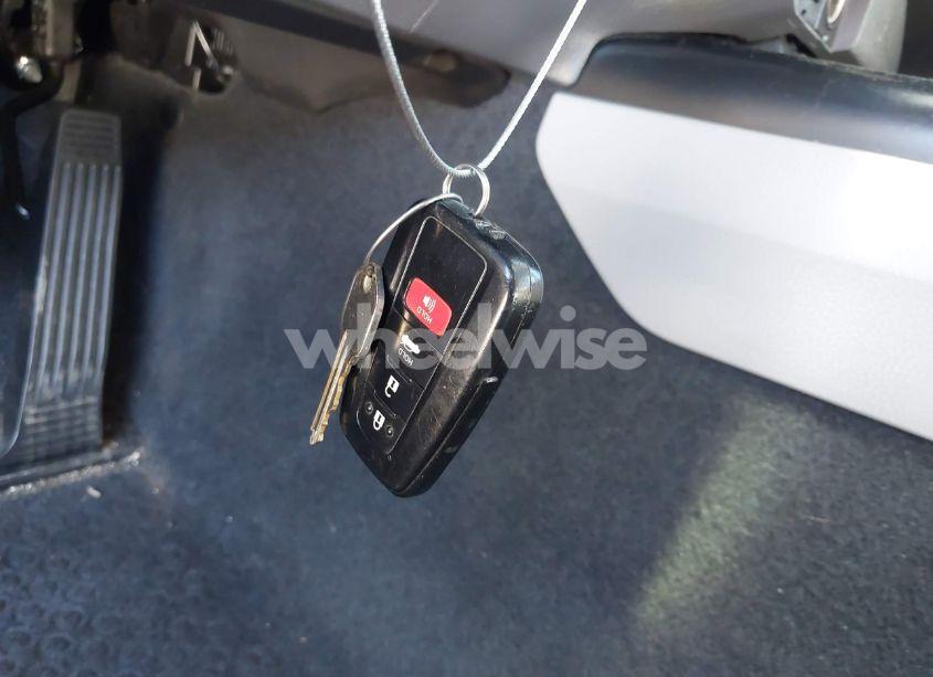 Photo 11 of 2019 Toyota Camry SE (VIN 4T1B11HK7KU682349)