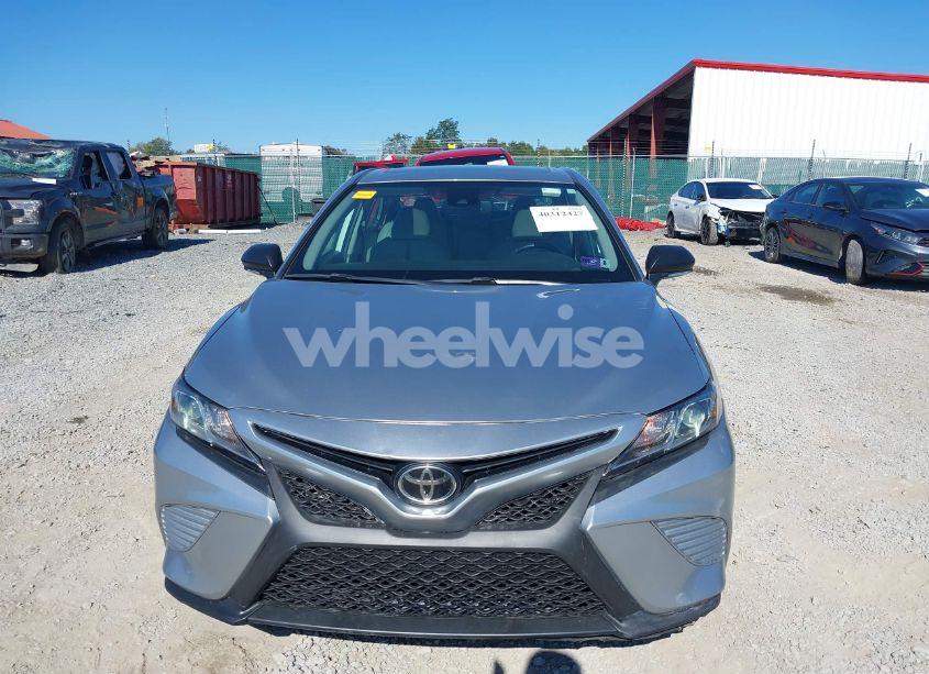 Photo 12 of 2019 Toyota Camry SE (VIN 4T1B11HK7KU682349)