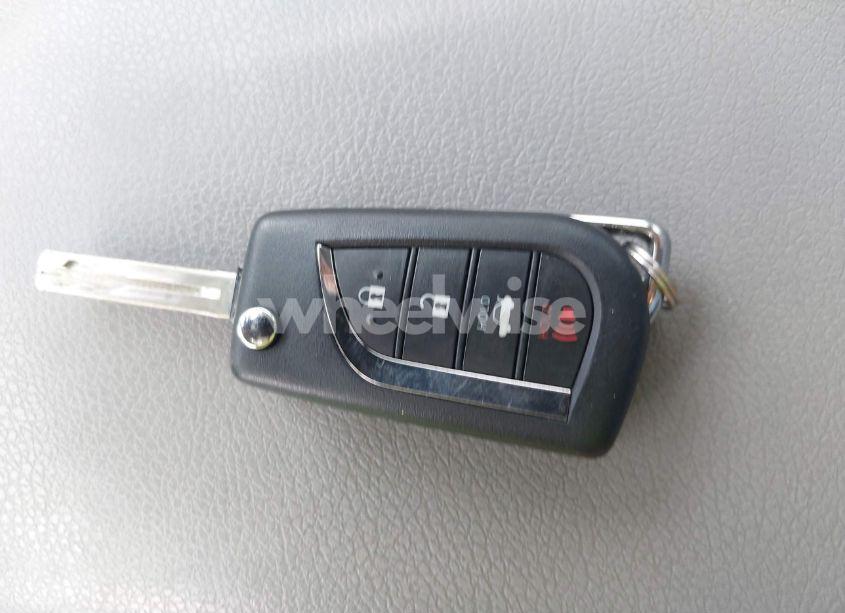 Photo 11 of 2019 Toyota Camry LE (VIN 4T1B11HK7KU689740)