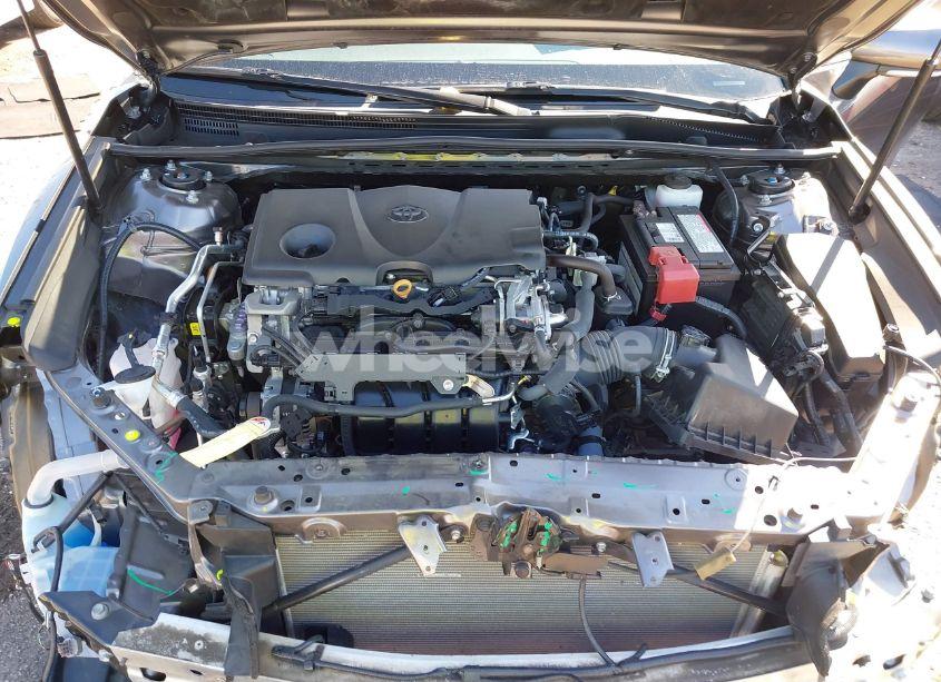 Photo 10 of 2019 Toyota Camry LE (VIN 4T1B11HK7KU716953)