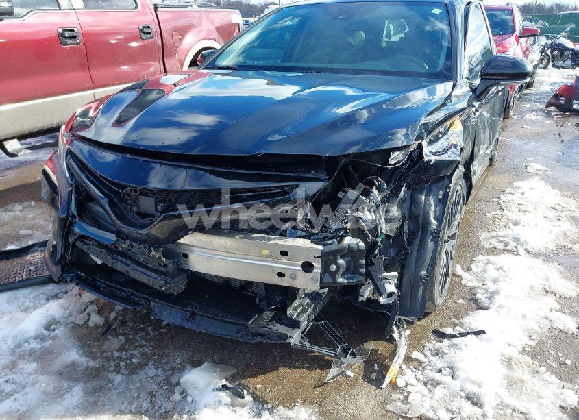 Photo 6 of 2019 Toyota Camry SE (VIN 4T1B11HK7KU718007)