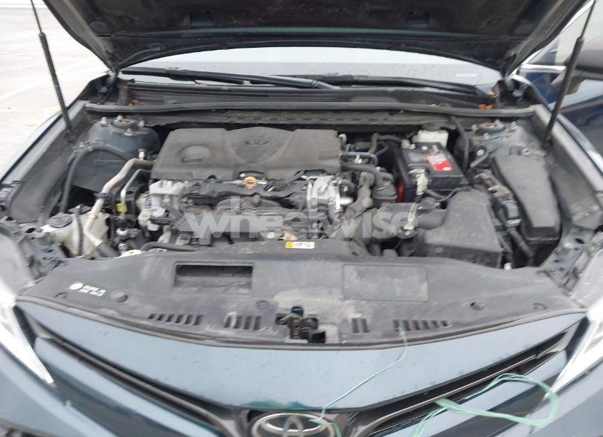 Photo 10 of 2019 Toyota Camry LE (VIN 4T1B11HK7KU722414)