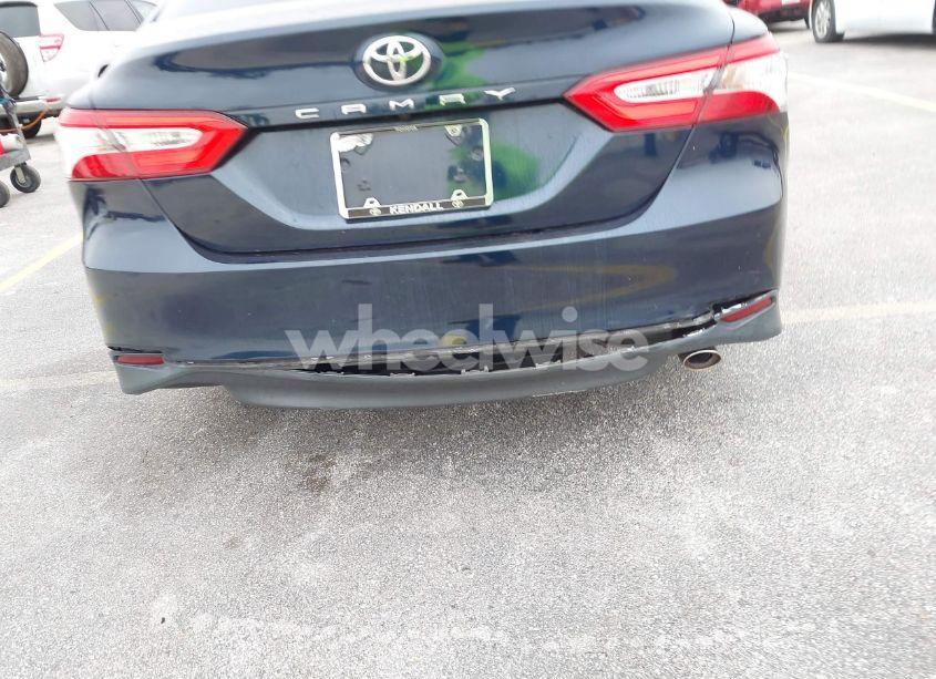 Photo 17 of 2019 Toyota Camry LE (VIN 4T1B11HK7KU722414)
