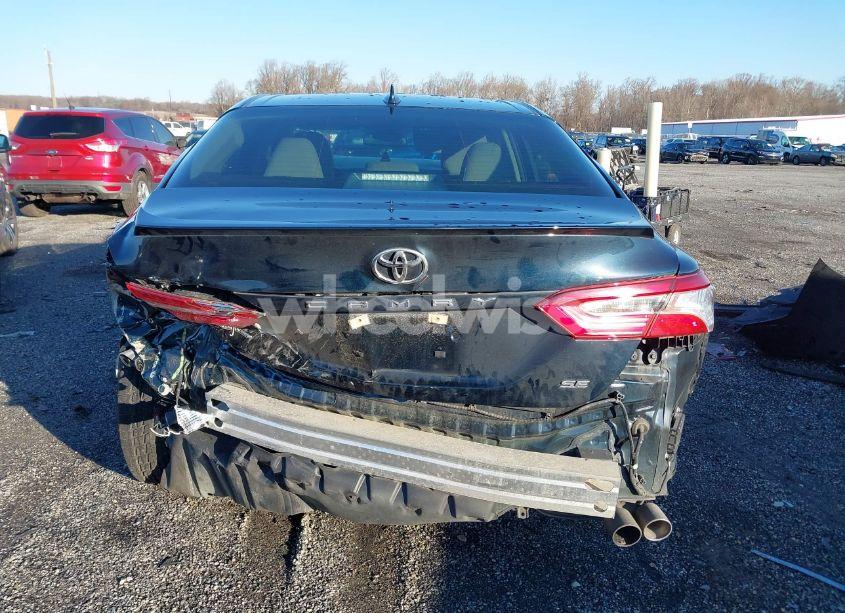 Photo 17 of 2019 Toyota Camry SE (VIN 4T1B11HK7KU736488)