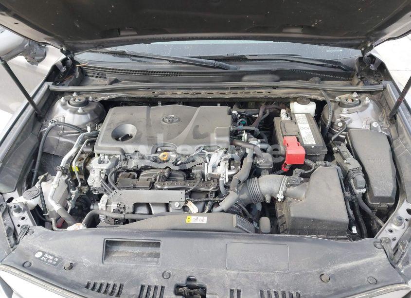 Photo 10 of 2019 Toyota Camry LE (VIN 4T1B11HK7KU759723)