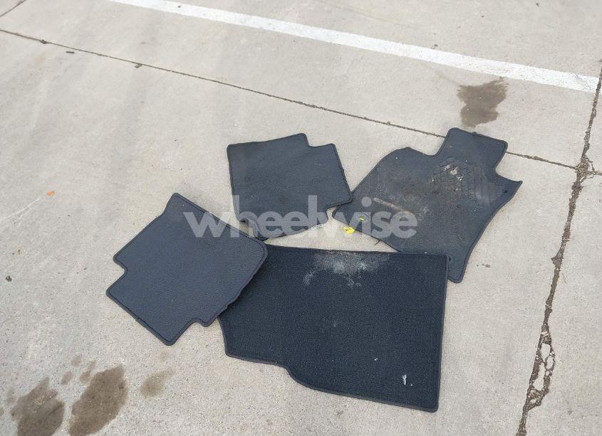 Photo 12 of 2019 Toyota Camry LE (VIN 4T1B11HK7KU759723)