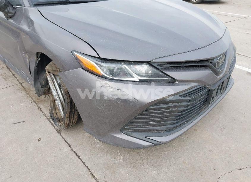 Photo 18 of 2019 Toyota Camry LE (VIN 4T1B11HK7KU759723)