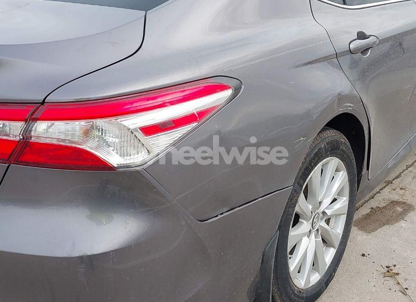 Photo 20 of 2019 Toyota Camry LE (VIN 4T1B11HK7KU759723)