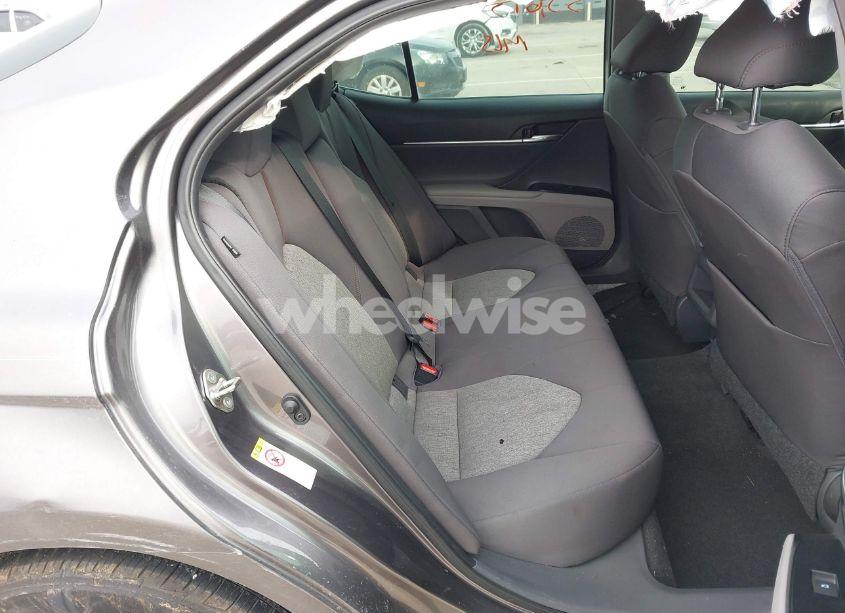 Photo 8 of 2019 Toyota Camry LE (VIN 4T1B11HK7KU759723)