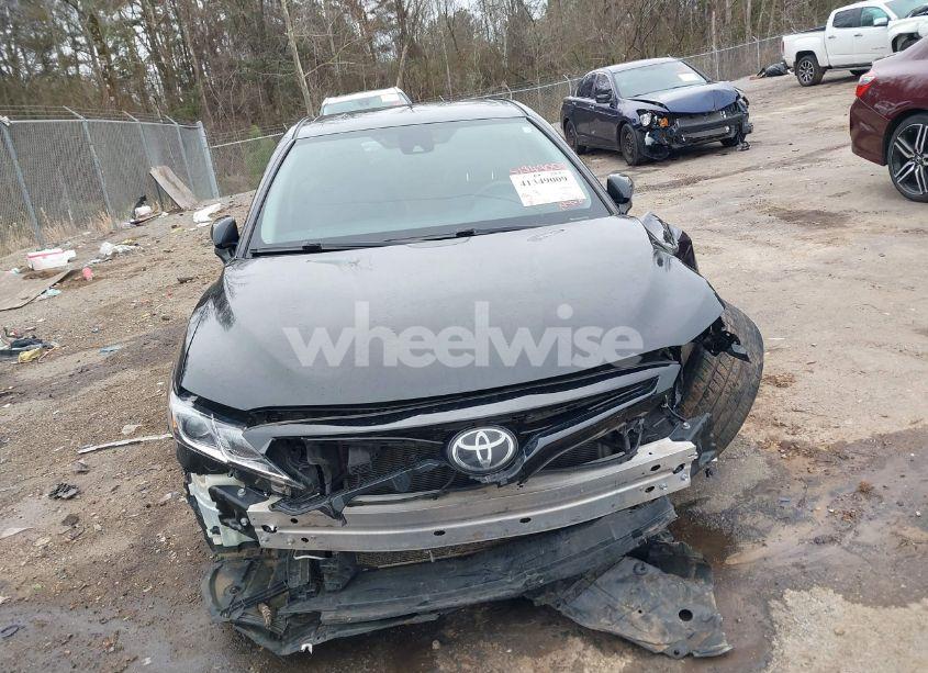 Photo 13 of 2019 Toyota Camry SE (VIN 4T1B11HK7KU774951)