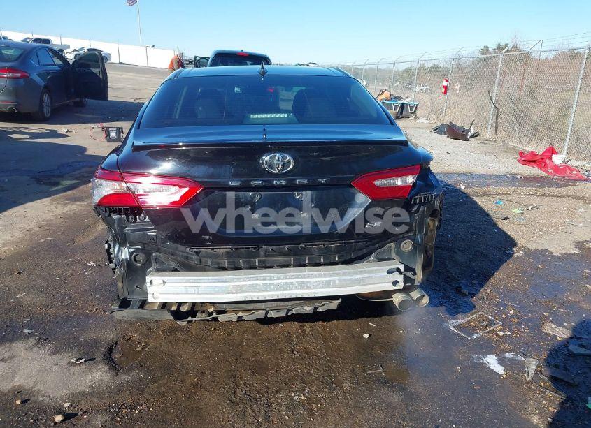 Photo 17 of 2019 Toyota Camry SE (VIN 4T1B11HK7KU774951)
