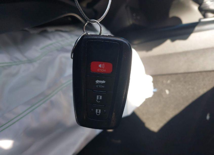 Photo 11 of 2019 Toyota Camry XLE (VIN 4T1B11HK7KU789014)