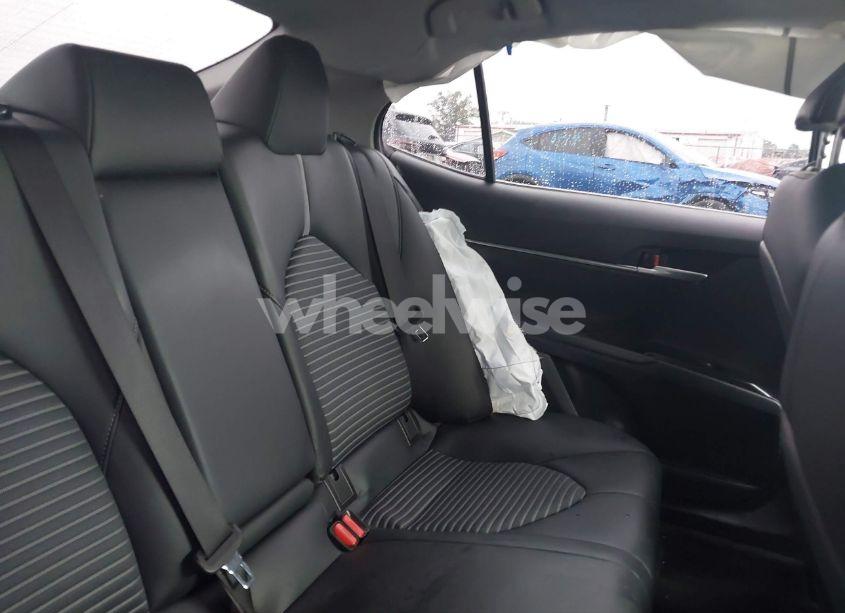 Photo 8 of 2019 Toyota Camry SE (VIN 4T1B11HK7KU795900)