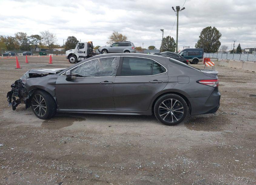 Photo 13 of 2019 Toyota Camry SE (VIN 4T1B11HK7KU799669)
