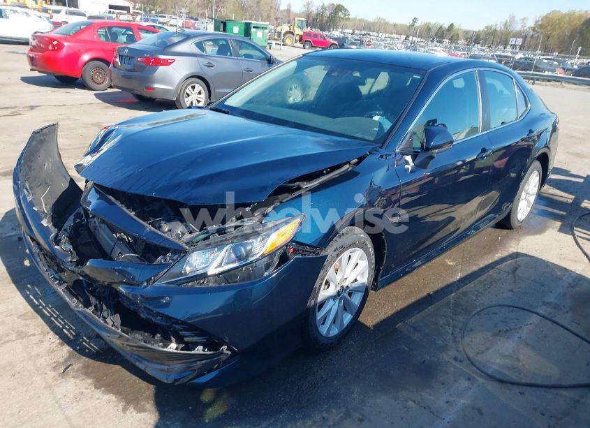 Photo 2 of 2019 Toyota Camry LE (VIN 4T1B11HK7KU845372)