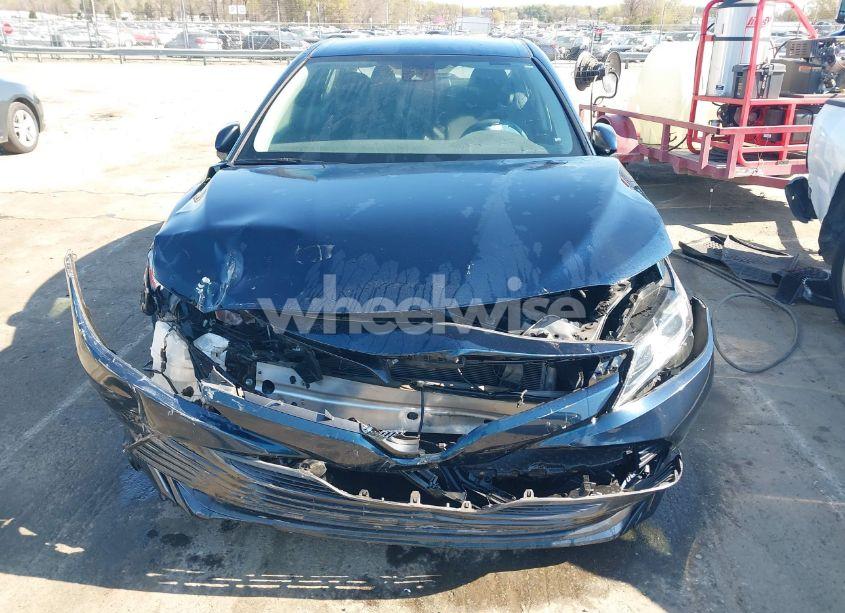 Photo 6 of 2019 Toyota Camry LE (VIN 4T1B11HK7KU845372)