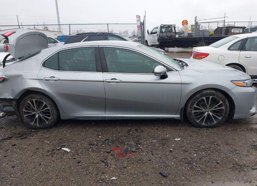 Photo 13 of 2019 Toyota Camry SE (VIN 4T1B11HK7KU852693)
