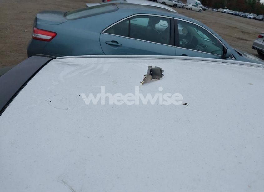 Photo 19 of 2018 Toyota Camry SE (VIN 4T1B11HK8JU042438)