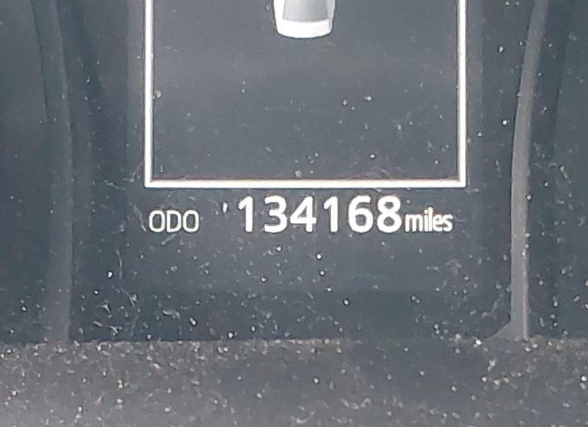 Photo 15 of 2018 Toyota Camry LE (VIN 4T1B11HK8JU045372)