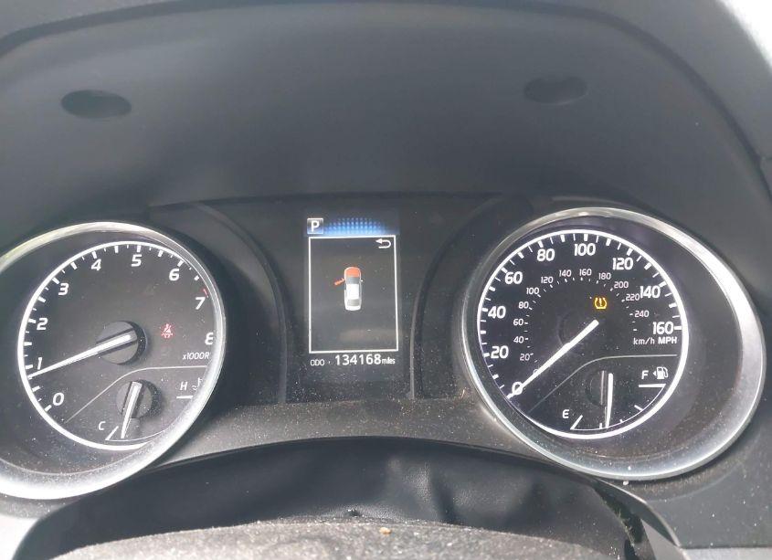 Photo 7 of 2018 Toyota Camry LE (VIN 4T1B11HK8JU045372)