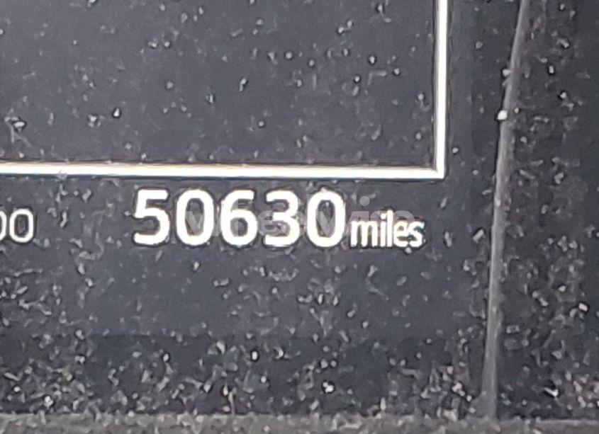 Photo 15 of 2018 Toyota Camry LE (VIN 4T1B11HK8JU046828)