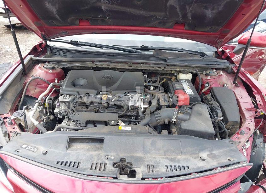 Photo 10 of 2018 Toyota Camry LE (VIN 4T1B11HK8JU506408)