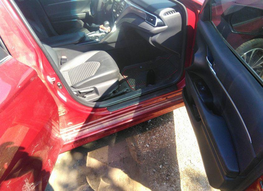 Photo 5 of 2018 Toyota Camry SE (VIN 4T1B11HK8JU512015)