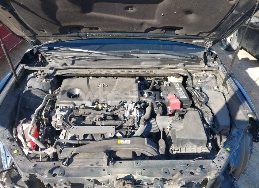 Photo 10 of 2018 Toyota Camry XLE (VIN 4T1B11HK8JU528182)