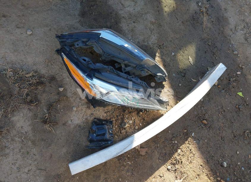 Photo 12 of 2018 Toyota Camry XLE (VIN 4T1B11HK8JU528182)