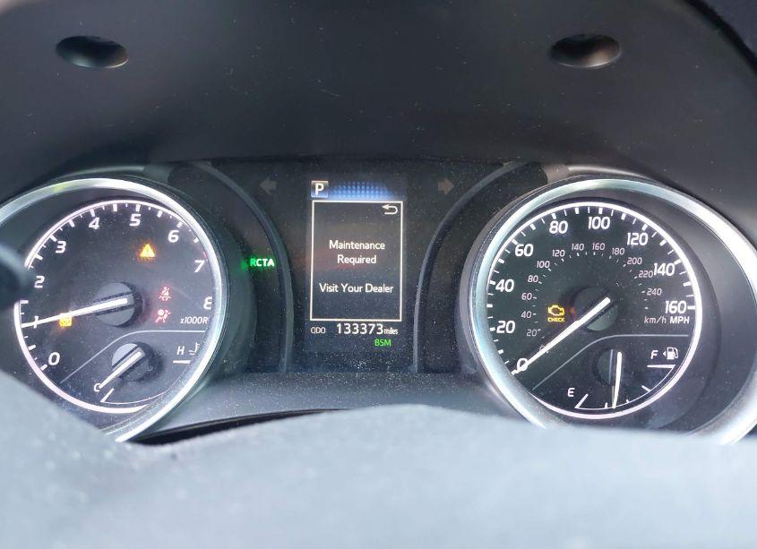 Photo 15 of 2018 Toyota Camry SE (VIN 4T1B11HK8JU551008)