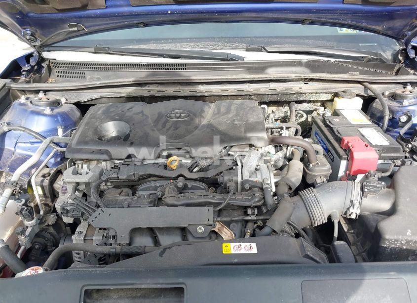 Photo 10 of 2018 Toyota Camry LE (VIN 4T1B11HK8JU566155)