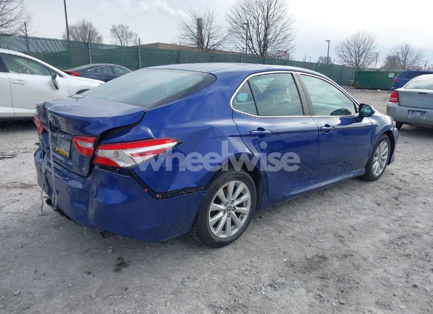 Photo 4 of 2018 Toyota Camry LE (VIN 4T1B11HK8JU566155)