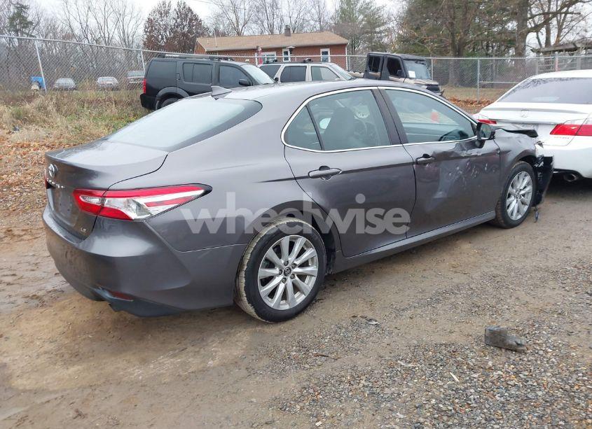 Photo 4 of 2019 Toyota Camry LE (VIN 4T1B11HK8KU166971)