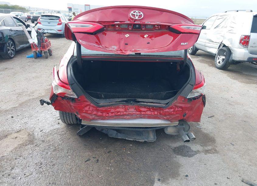 Photo 6 of 2019 Toyota Camry SE (VIN 4T1B11HK8KU177176)