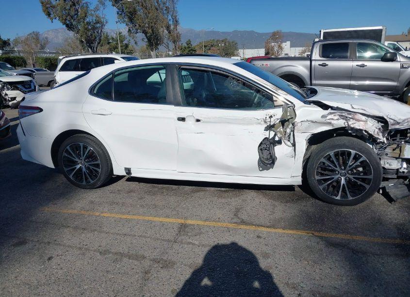 Photo 13 of 2019 Toyota Camry SE (VIN 4T1B11HK8KU178196)