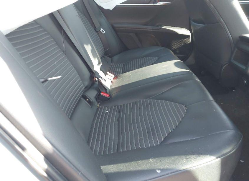 Photo 8 of 2019 Toyota Camry SE (VIN 4T1B11HK8KU180109)