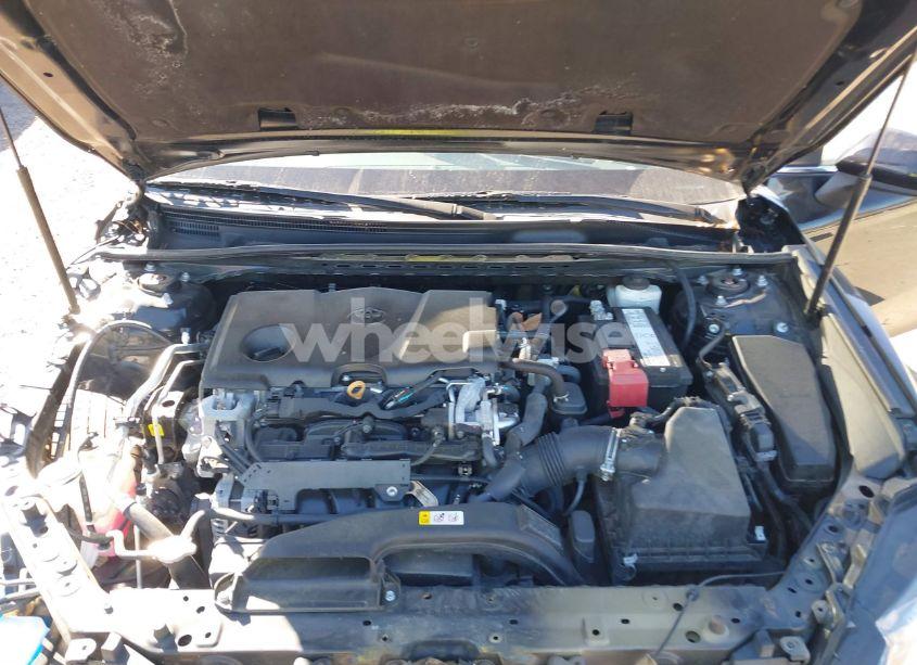 Photo 10 of 2019 Toyota Camry LE (VIN 4T1B11HK8KU191370)