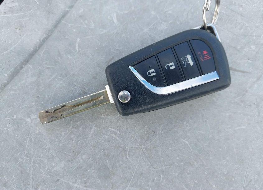 Photo 11 of 2019 Toyota Camry SE (VIN 4T1B11HK8KU206028)