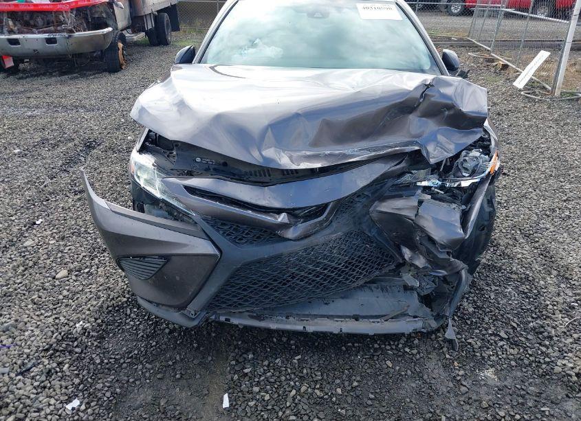 Photo 6 of 2019 Toyota Camry SE (VIN 4T1B11HK8KU206028)