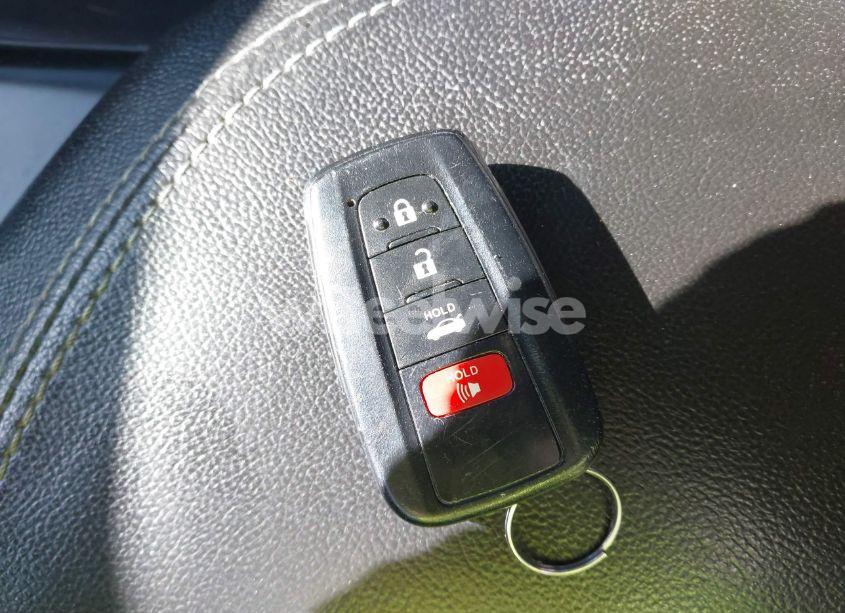 Photo 11 of 2019 Toyota Camry SE (VIN 4T1B11HK8KU214419)