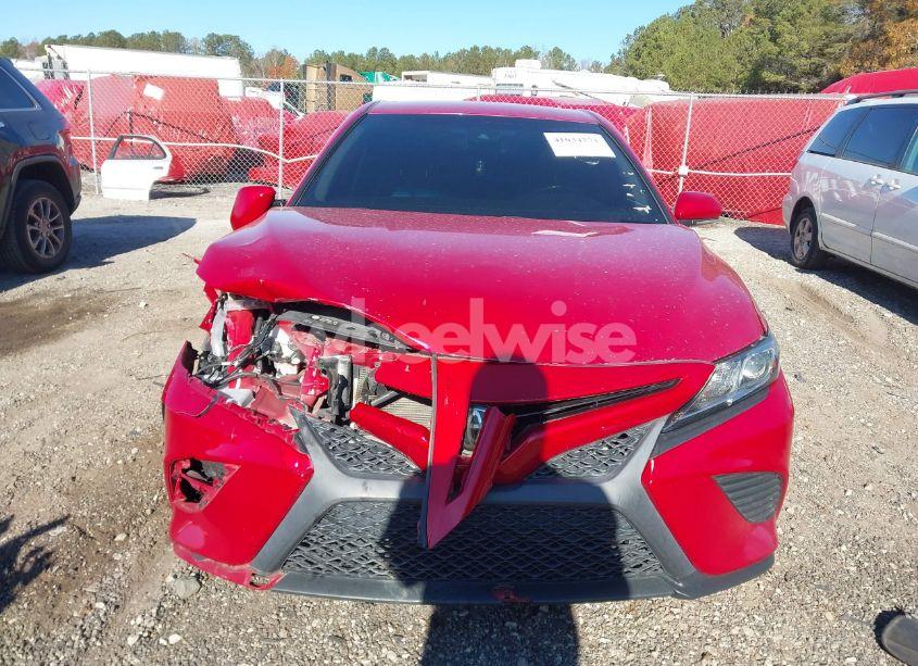 Photo 12 of 2019 Toyota Camry SE (VIN 4T1B11HK8KU214419)