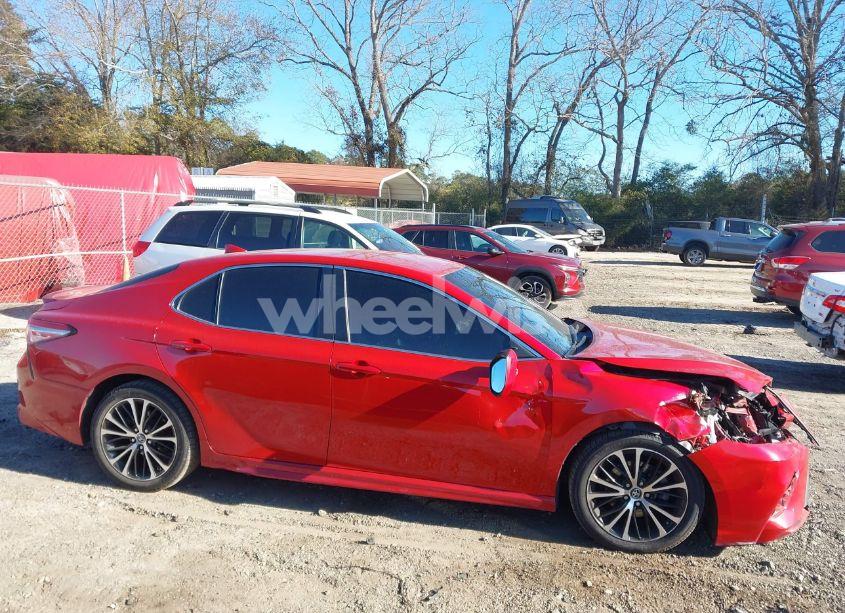 Photo 13 of 2019 Toyota Camry SE (VIN 4T1B11HK8KU214419)